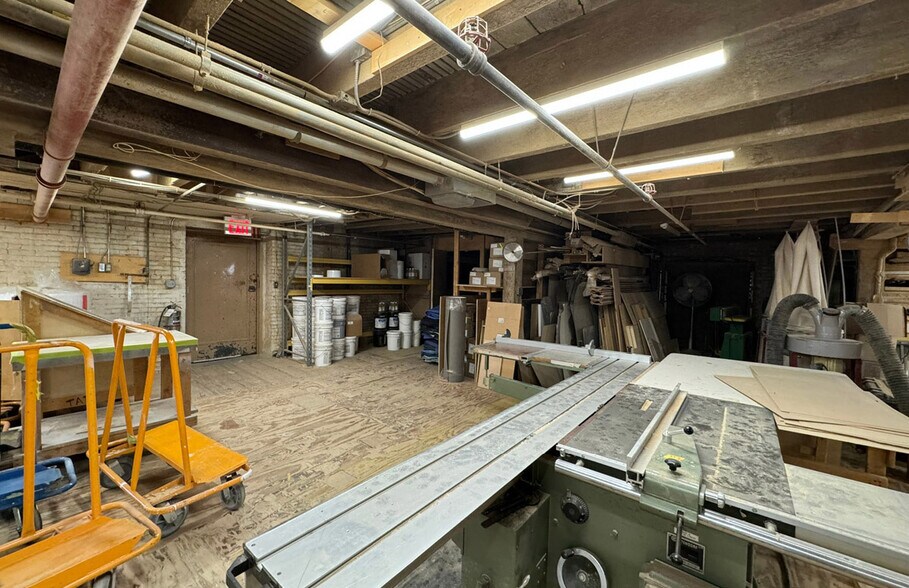 More Photos Of 58-18 64th St, Maspeth Manufacturing For Sale