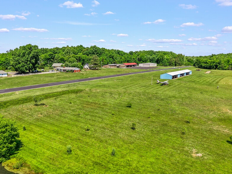 More Photos Of 249 Gilbert Rd, Mocksville Airport For Sale