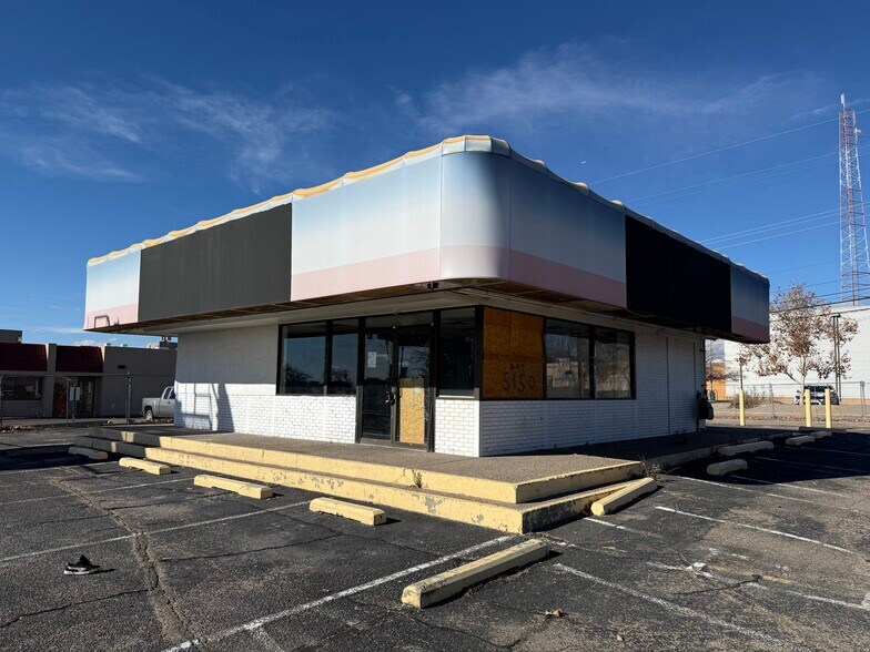 More Photos Of 7717 Menaul Blvd NE, Albuquerque General Retail For Lease