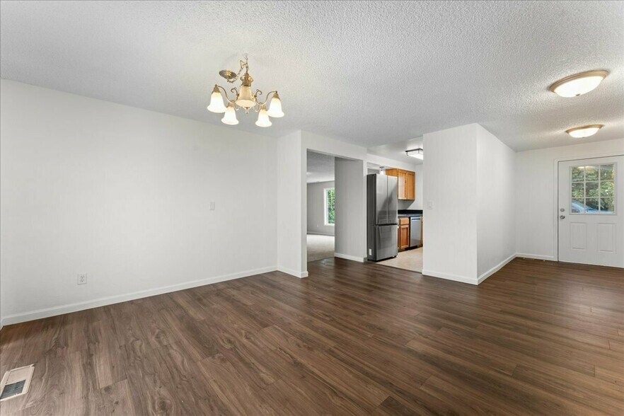 More Photos Of 941 Beaver Creek Rd, Aumsville Industrial For Sale