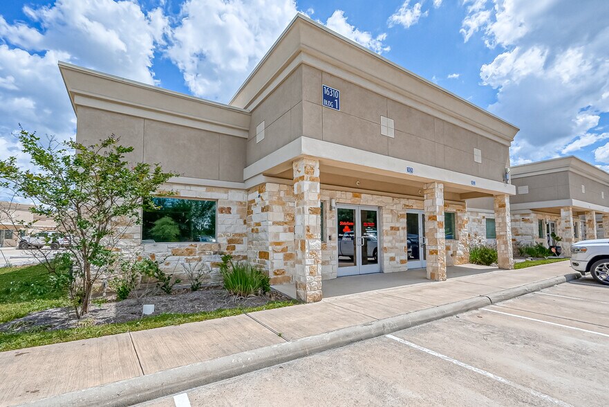 More Photos Of 16300 State Highway 249, Houston Unknown For Lease