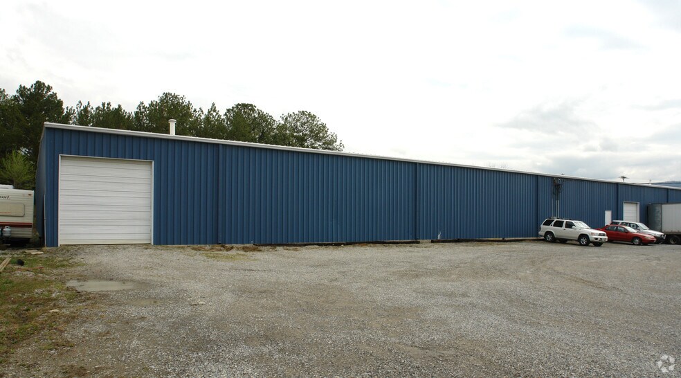 More Photos Of 7703 Enon Dr, Roanoke Distribution For Lease
