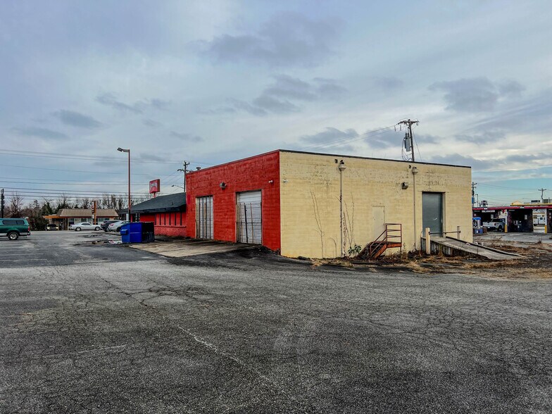 More Photos Of 2320 Randleman Rd, Greensboro Freestanding For Sale