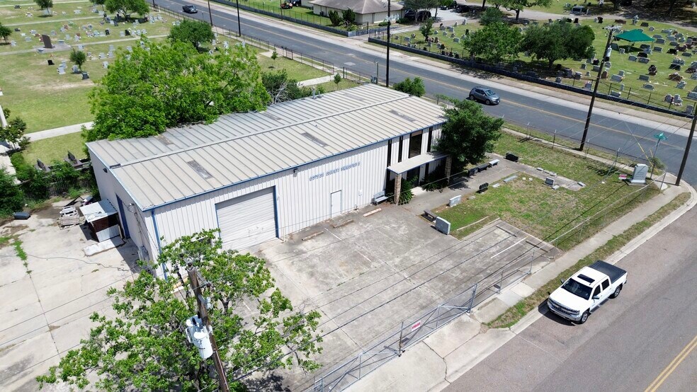 Primary Photo Of 300 Palm Dr, Corpus Christi Warehouse For Sale