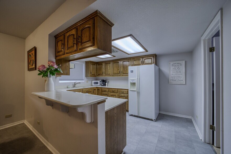 More Photos Of 5201 S Highway 95, Fort Mohave Storefront Retail Office For Sale