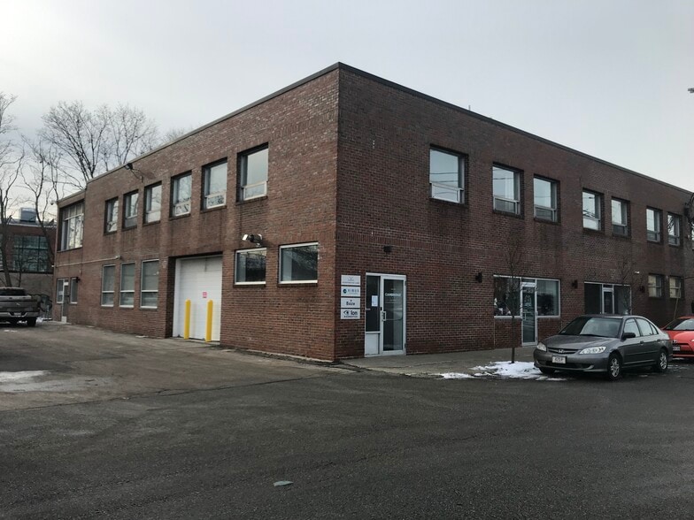 More Photos Of 200 Dexter Ave, Watertown Medical For Lease