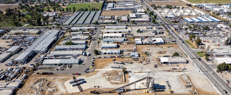 More Photos Of 1315 N State St, Hemet Contractor Storage Yard For Sale