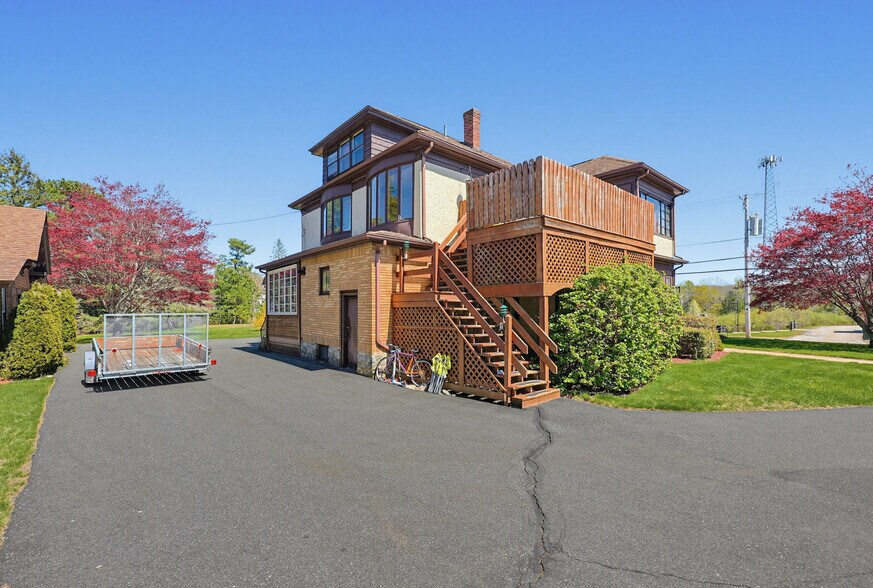 More Photos Of 1496 Victory Hwy, Oakland Flex For Sale