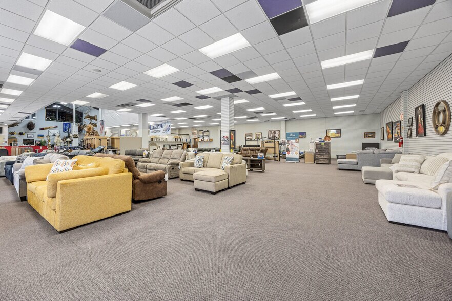 More Photos Of 3100 8th St S, Moorhead Freestanding For Sale