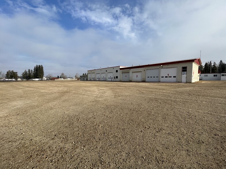 Primary Photo Of 3624 36 Av, Whitecourt Warehouse For Sale