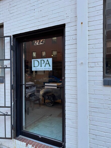 Primary Photo Of 278 North St, Boston Apartments For Lease
