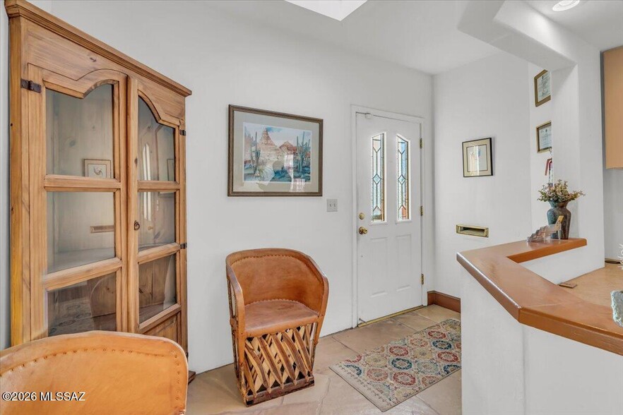 More Photos Of 2559 E Fort Lowell Rd, Tucson Office Residential For Sale
