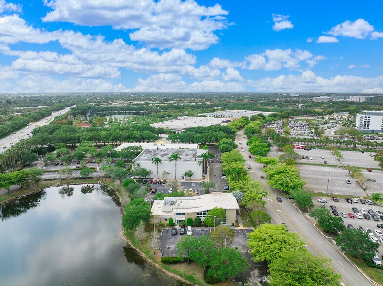 More Photos Of 1970 Sawgrass Mills Cir, Fort Lauderdale Office For Sale