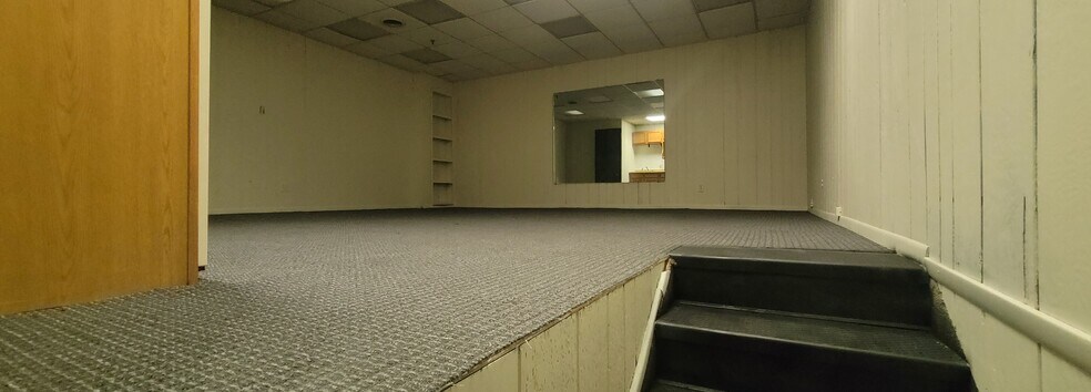 More Photos Of 1120 Oak Hill Ave, Youngstown Warehouse For Lease