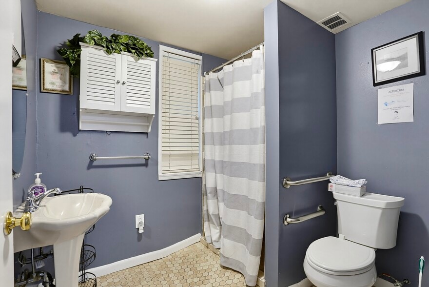 More Photos Of 515 Apple Grove Rd, Silver Spring Assisted Living For Sale