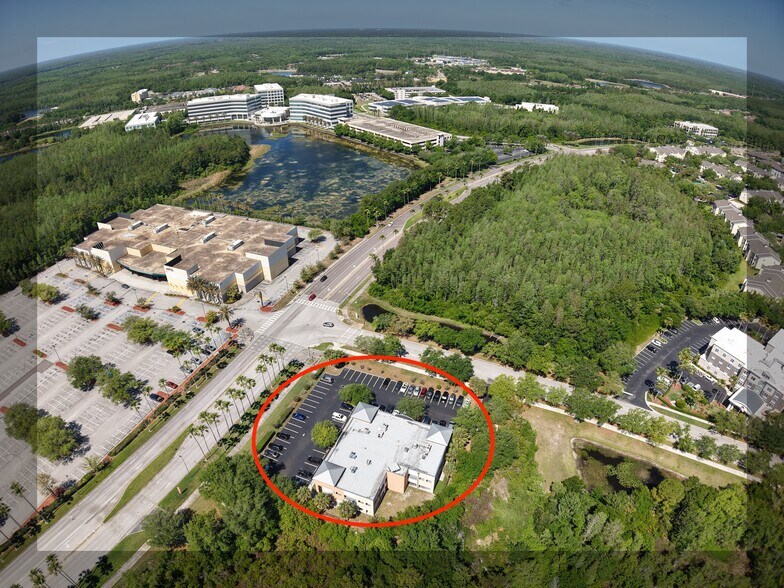 More Photos Of 18101 Highwoods Preserve Pkwy, Tampa Office Residential For Lease