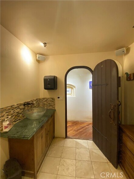 More Photos Of 691 Desert Trail Way, Tecopa Winery Vineyard For Sale