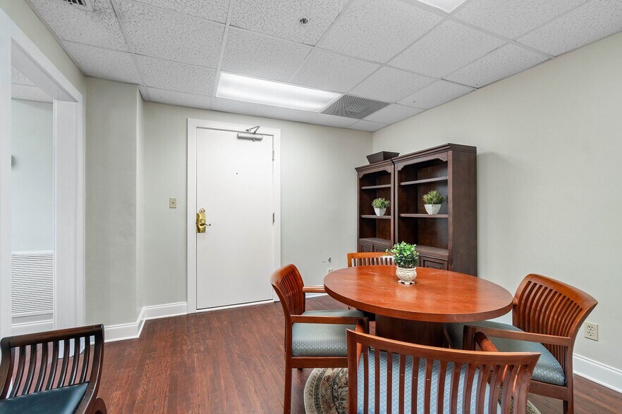 More Photos Of 120 S Olive Ave, West Palm Beach Office Residential For Sale