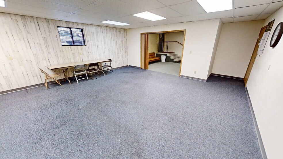More Photos Of 103-105 103-105 E 27th St, Hays Office For Sale