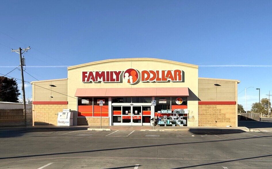 Primary Photo Of 854 S Hobart St, Pampa Freestanding For Lease