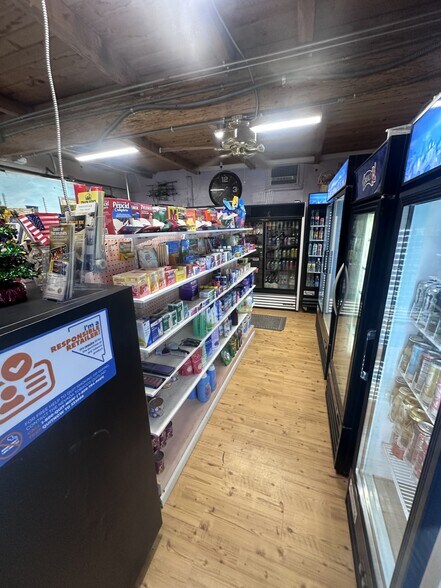 More Photos Of 430 S C St, Virginia City Hotel For Sale