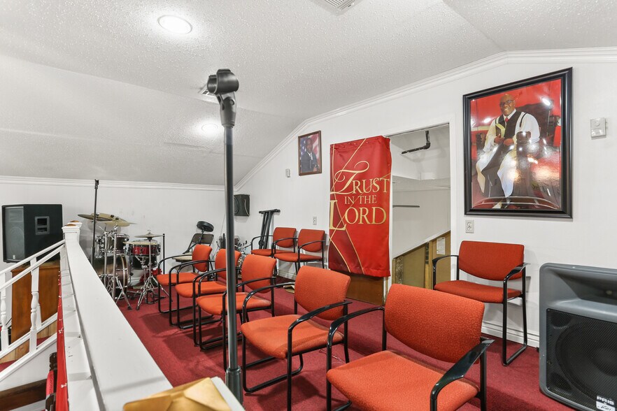 More Photos Of 3140 Jackson Ave, New Orleans Religious Facility For Sale
