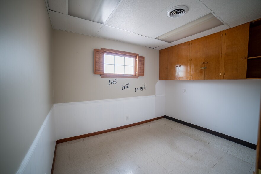 More Photos Of 120 Sturges Ave, Mansfield Medical For Sale