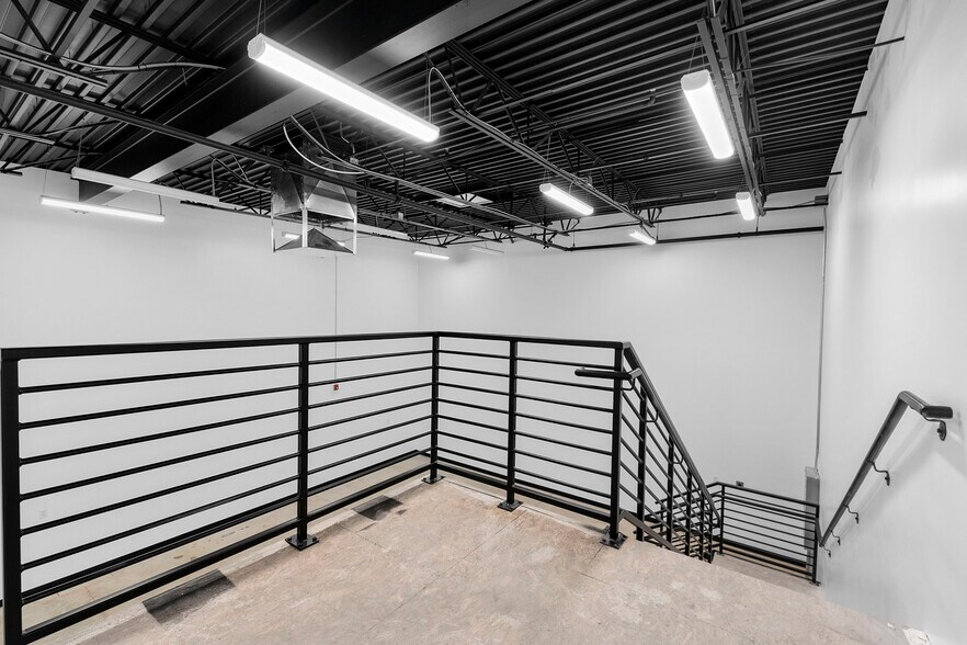 More Photos Of 174 N Old Highway 91, Hurricane Warehouse For Lease