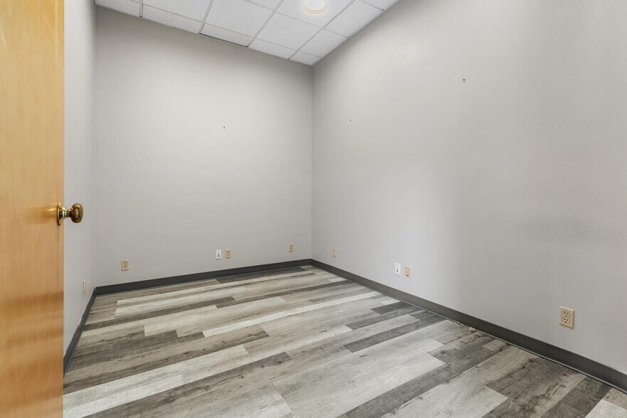 More Photos Of 92 High St, Medford Medical For Sale