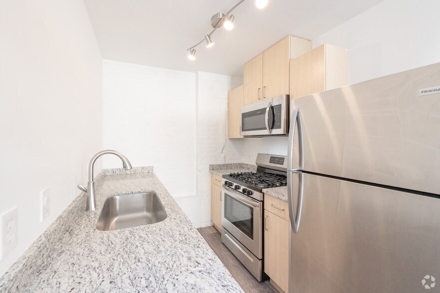 More Photos Of 166 Valley St, Providence Apartments For Sale