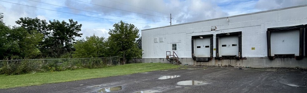 More Photos Of 1 BrightPet Dr, Sherburne Manufacturing For Sale