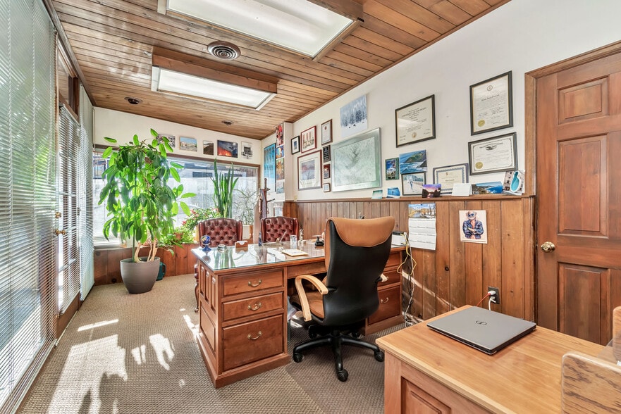 More Photos Of 928 Lincoln Ave, Steamboat Springs Specialty For Sale