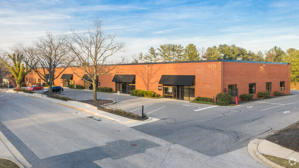 Primary Photo Of 1421 Clarkview Rd, Baltimore Light Manufacturing For Lease