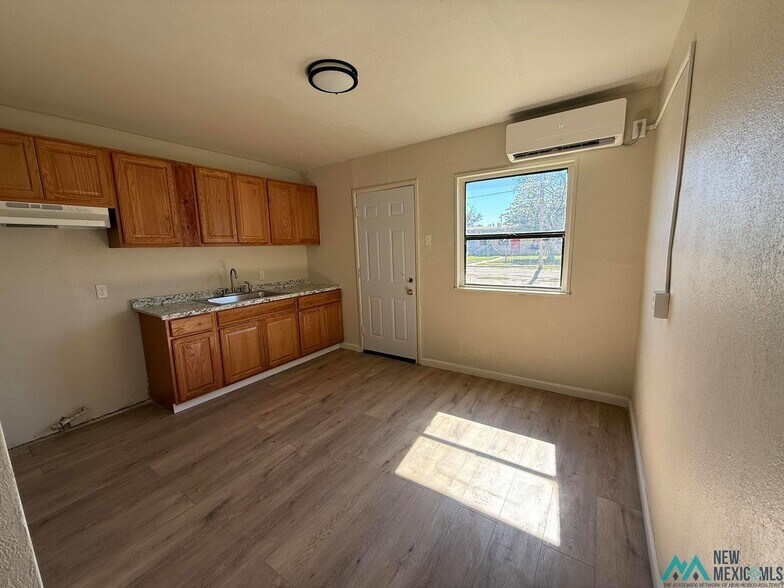 More Photos Of 1506 W Yucca Ave, Artesia Apartments For Sale