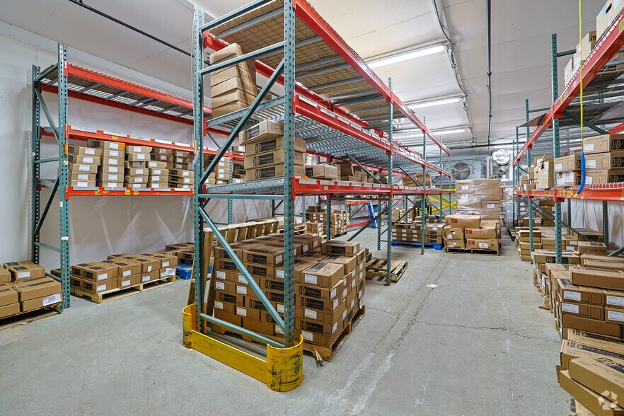 More Photos Of 16 Conn St, Woburn Food Processing For Sale