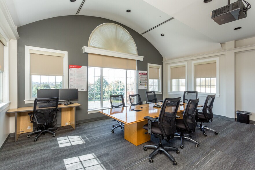 More Photos Of 1450 Technology Dr, Harrisonburg Office For Sale