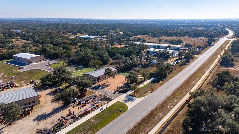 More Photos Of 3364 N Bagdad Rd, Leander Unknown For Lease