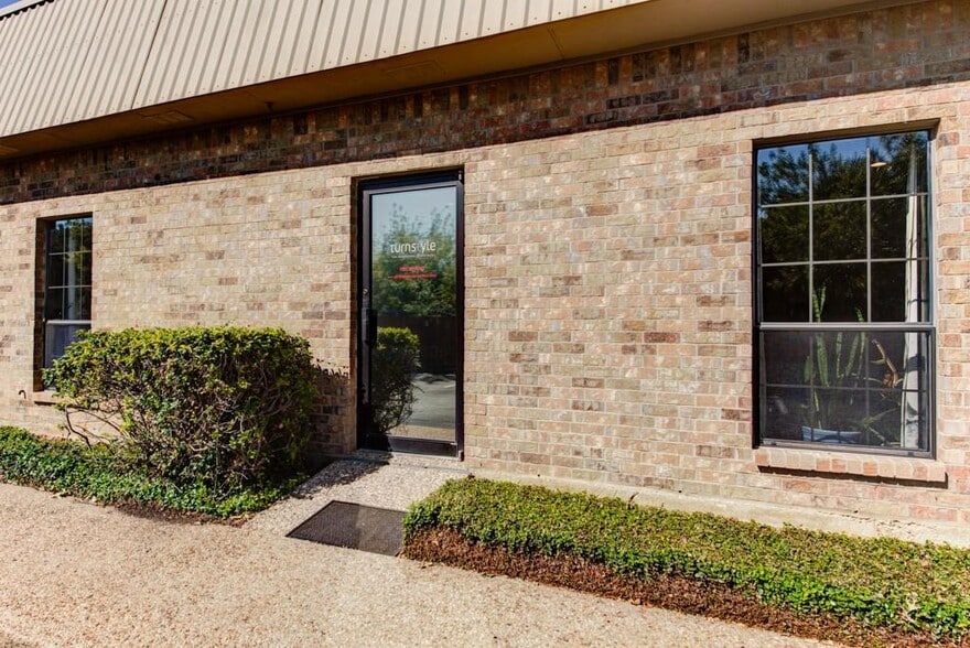 More Photos Of 8701 Shoal Creek Blvd, Austin Medical For Lease