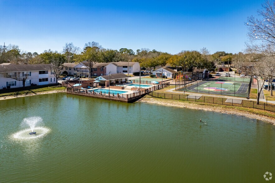 More Photos Of 1421 SW 27th Ave, Ocala Apartments For Sale