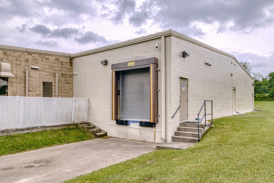 More Photos Of 5190 Dominion Dr, Dublin Warehouse For Sale