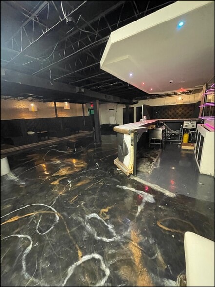 More Photos Of 225 N Caldwell St, Charlotte Office For Lease