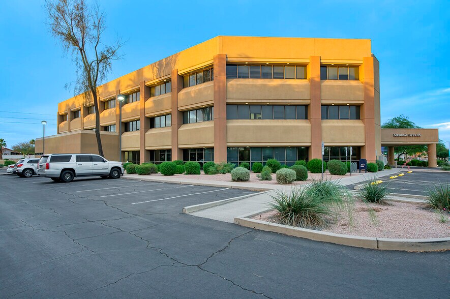 More Photos Of 4545 E Chandler Blvd, Phoenix Medical For Lease