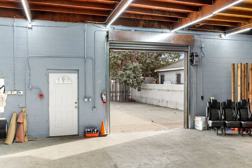 More Photos Of 915 N Willowbrook Ave, Compton Warehouse For Sale