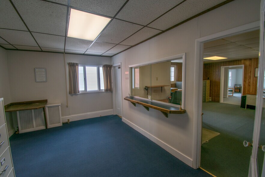 More Photos Of 91 Genesee St, Geneva Office Residential For Sale