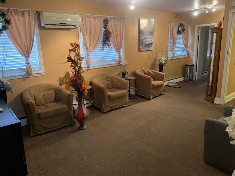 More Photos Of 110 S 20th St, Philadelphia Office For Sale