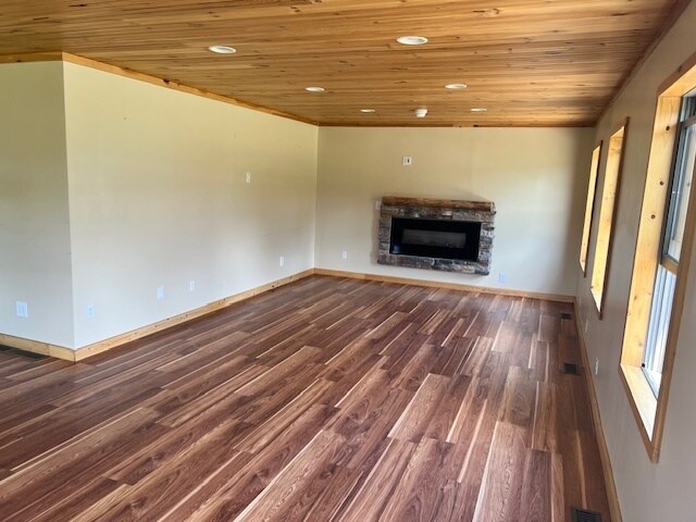 More Photos Of 173 Friendsville Rd, Mc Henry Restaurant For Lease