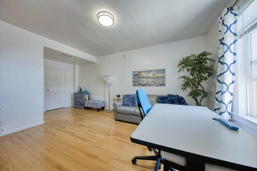 More Photos Of 574 3rd St, San Francisco Apartments For Sale