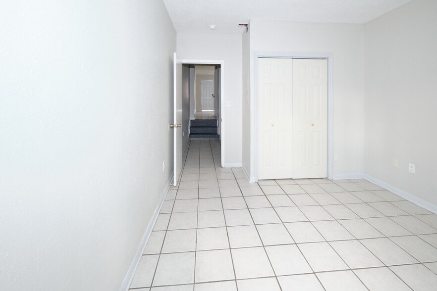 More Photos Of 2215 Buffalo Trl, Morristown Apartments For Sale