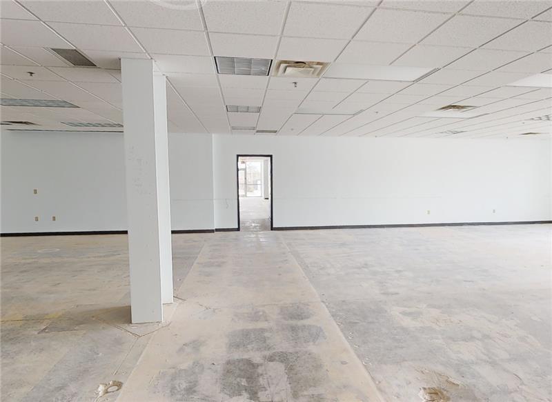 Primary Photo Of 7801 Nieman Rd, Shawnee Industrial For Lease