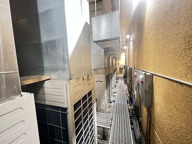 More Photos Of 560 Silverthorne Ln, Silverthorne Hotel For Sale